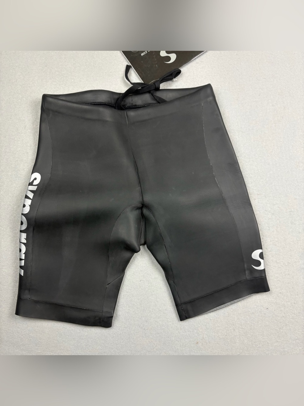 NWT Synergy Men's EpicSpeed Neoprene Buoyancy Shorts Sz L